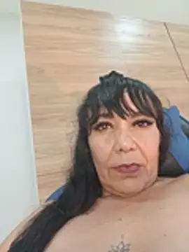Chatroom XXX en direct de Deiisy_Queen