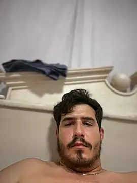 leo_0222n Webbikameraesitys