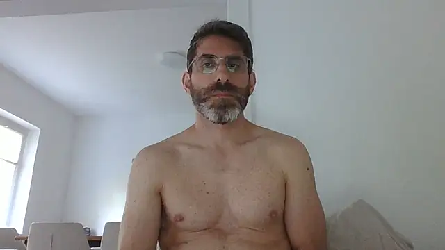alcatraz009 Show in webcam