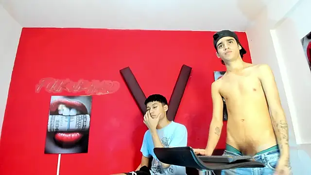 KING_LOVERS1 – Live XXX-chat