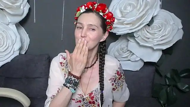 Chat +18 de TayaFinch ao vivo