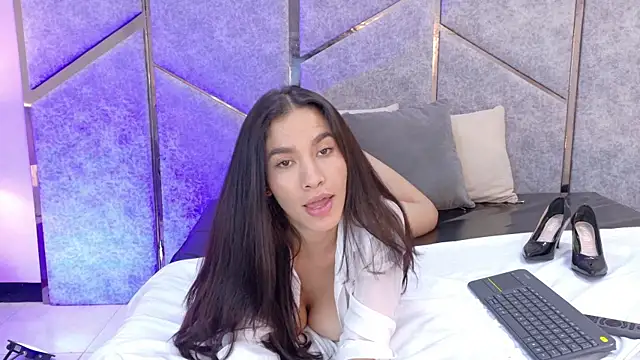 Chat XXX ao vivo de JuliaaVega