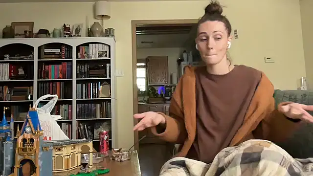 Ellz4 XXX чат на живо