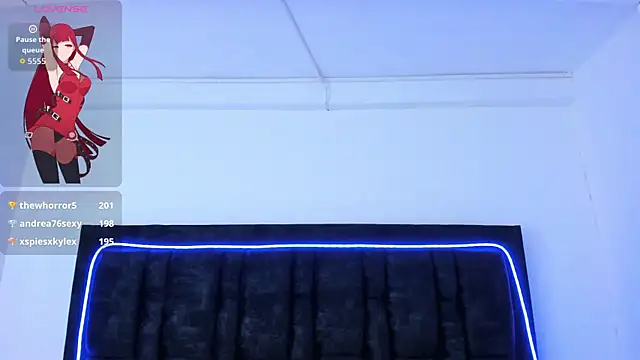 Aurora_Doll_のライブXXXチャット