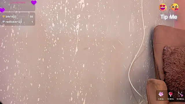 XXX chat uživo modela NaomiFrost