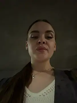 Chatroom XXX en direct de KristiRich