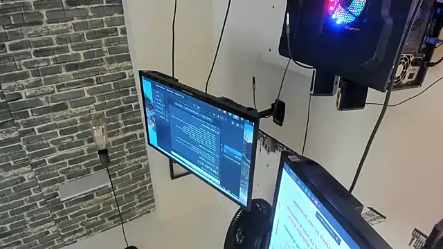 iam_samy_'s Live XXX Chat