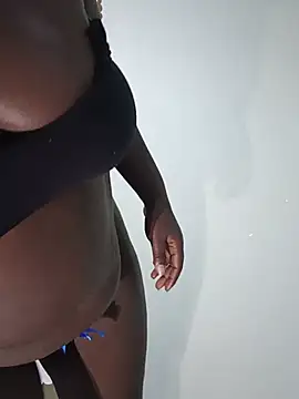 holygrail001's Live XXX Chat