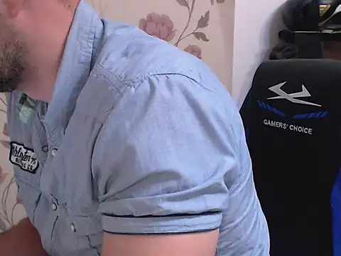 Leo_1617's Live XXX Chat