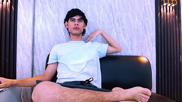 Kevin_Brooks1 Chat XXX in diretta