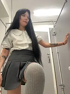 sukidaa Chat XXX in diretta