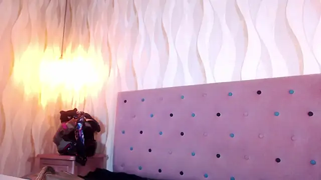 Milf_NaomiBraunx's Live XXX Chat