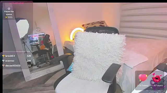 SharonVelvet 现场XXX聊天