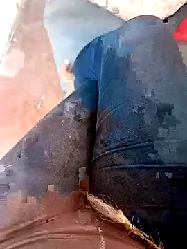 HeLiSa69ebony Adlı Modelin Canlı XXX Sohbeti