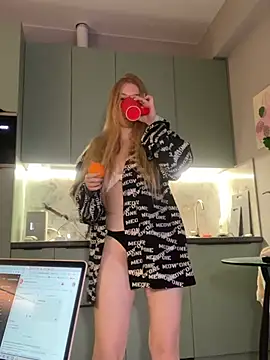 _Leya_ Webcam-Show