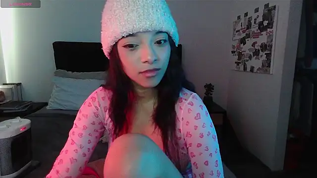 Chat +18 de Jasmine_019 ao vivo