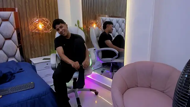 Colby_driscoll XXX чат на живо
