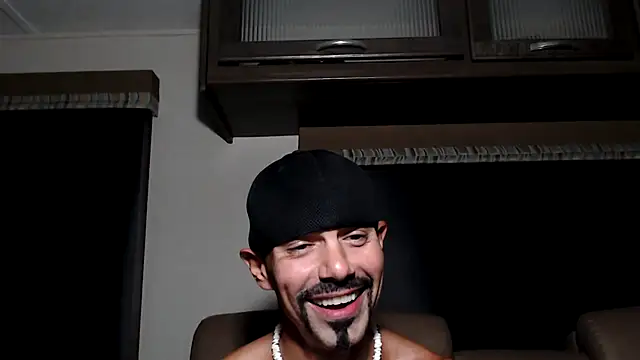 ThickD2C Chat XXX in diretta