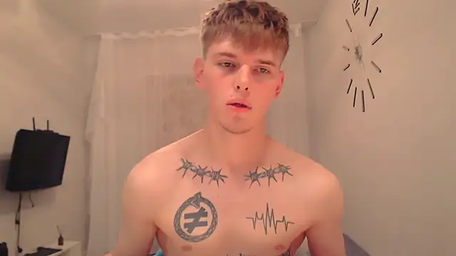 Fredd_Xanders élő XXX-chatje
