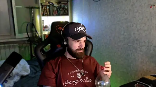 _Serious_Man Chat XXX live
