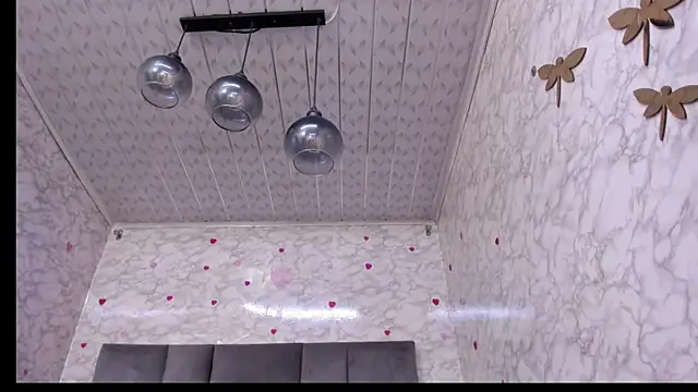 Chat +18 de Lorena_watson ao vivo