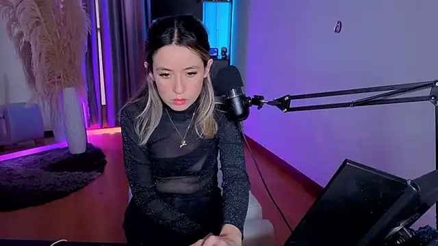دردشة Nicky_sexfire الجنسية المباشرة