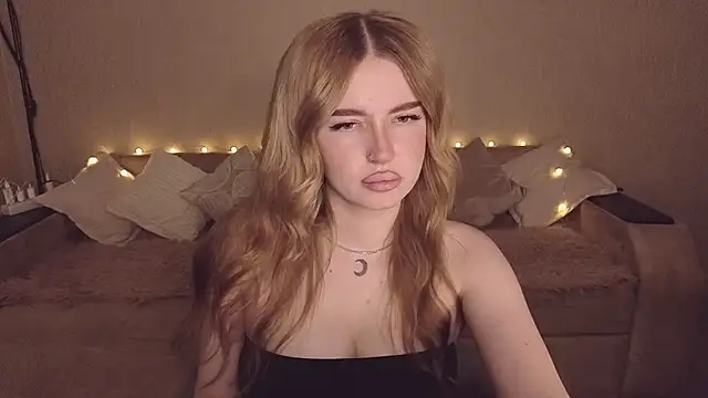 ViolettaLopez's Live XXX Chat