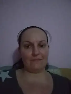 BustyLadyAlma live XXX chat