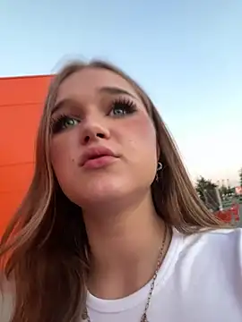 Hannah-2007 Live XXX-chat