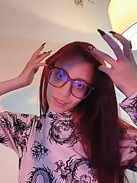 RedMeloddy's Live XXX Chat