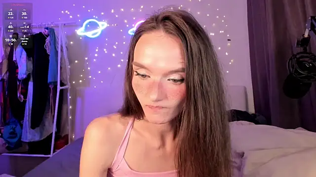 HottieEVER Chat XXX live