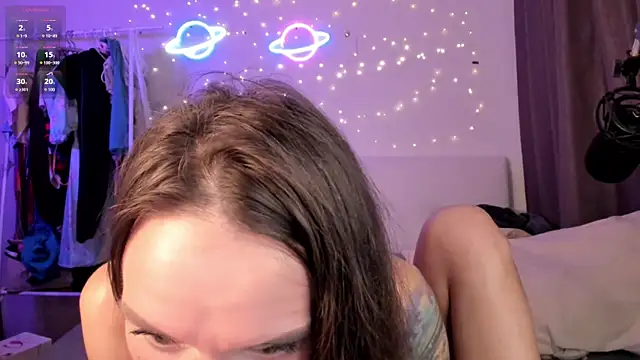 Chat XXX en directo de HottieEVER