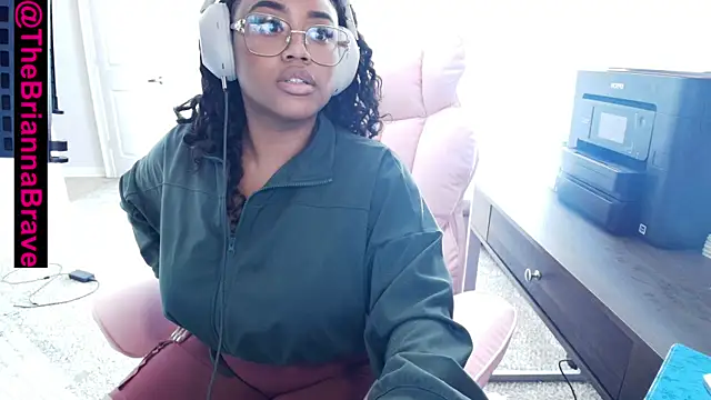 BriannaBrave's Webcam Show
