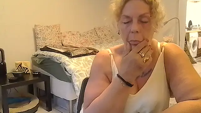 Chat XXX en directo de belgianshantie