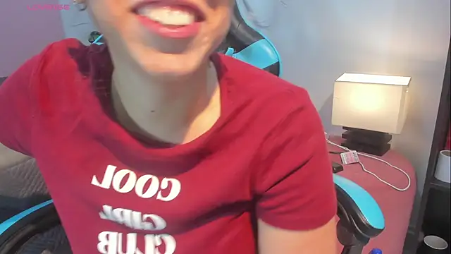 _maria_foxx_'s Live XXX Chat