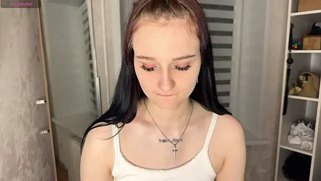 دردشة Velvet_Kate الجنسية المباشرة