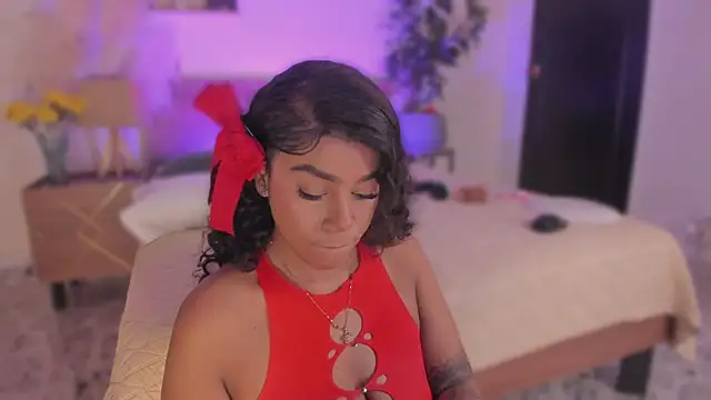 YariRose Chat XXX in diretta