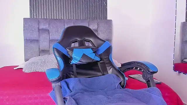 Alexxus_Smith élő XXX-chatje