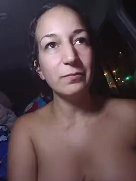 Chat +18 de lucia_1988 ao vivo