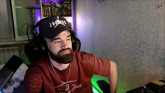 _Serious_Man – Naživo XXX chat