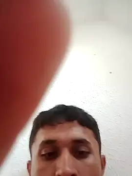 paugrosso553's Live XXX Chat