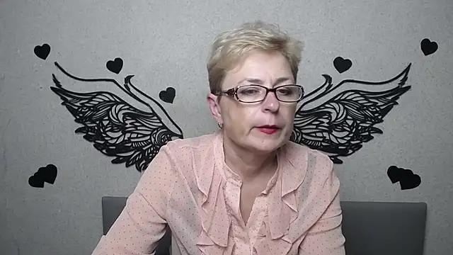 Chat +18 de EmiliaGree ao vivo