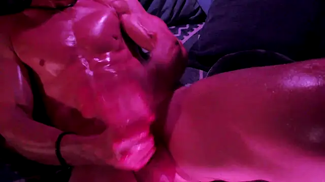 Chat +18 de SpunsieLove ao vivo