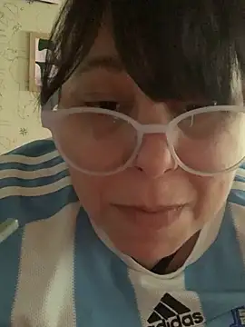 Chat +18 de LupitaHaze ao vivo