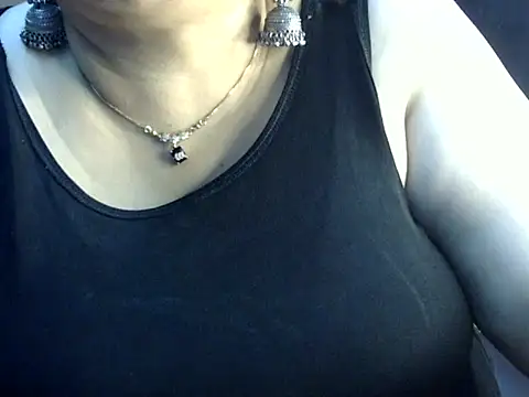 دردشة Soniya_Sha الجنسية المباشرة