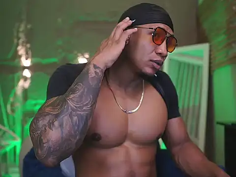 Živý XXX chat LoganVarela