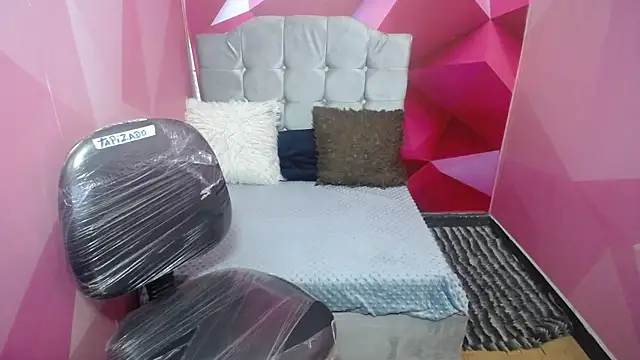 Živý XXX chat _flor_del_mar_