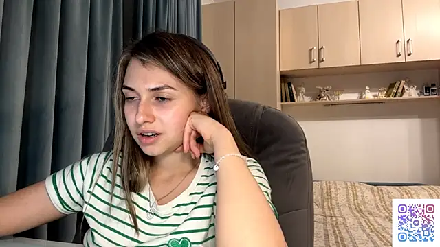CameTruce's Live XXX Chat