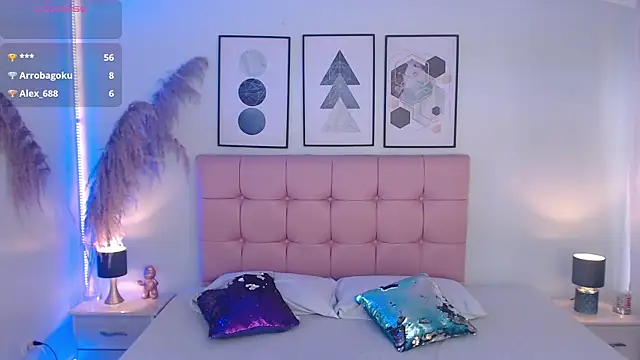 LilMoon_ live XXX chat