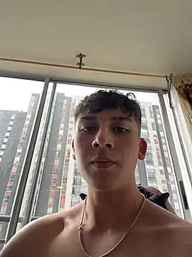 OLIVER_Kn Live XXX chat